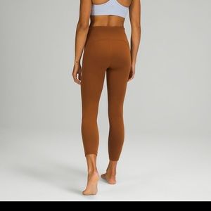 Lululemon Instill 25” in Copper Brown. Size 6